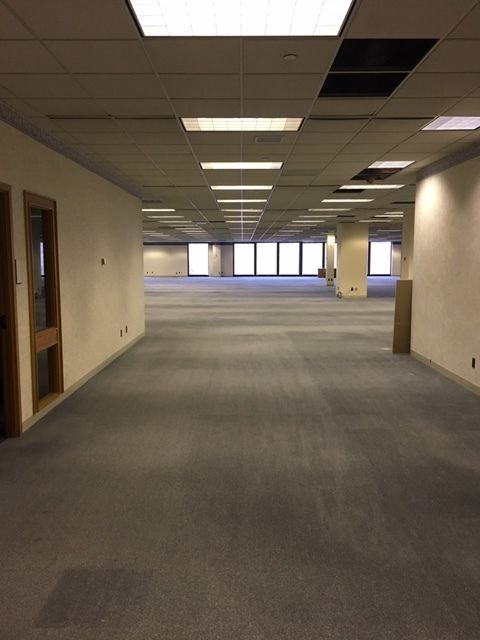 Magnavox Way Corporate Center: 1700 Magnavox Way, Fort Wayne, IN 46804